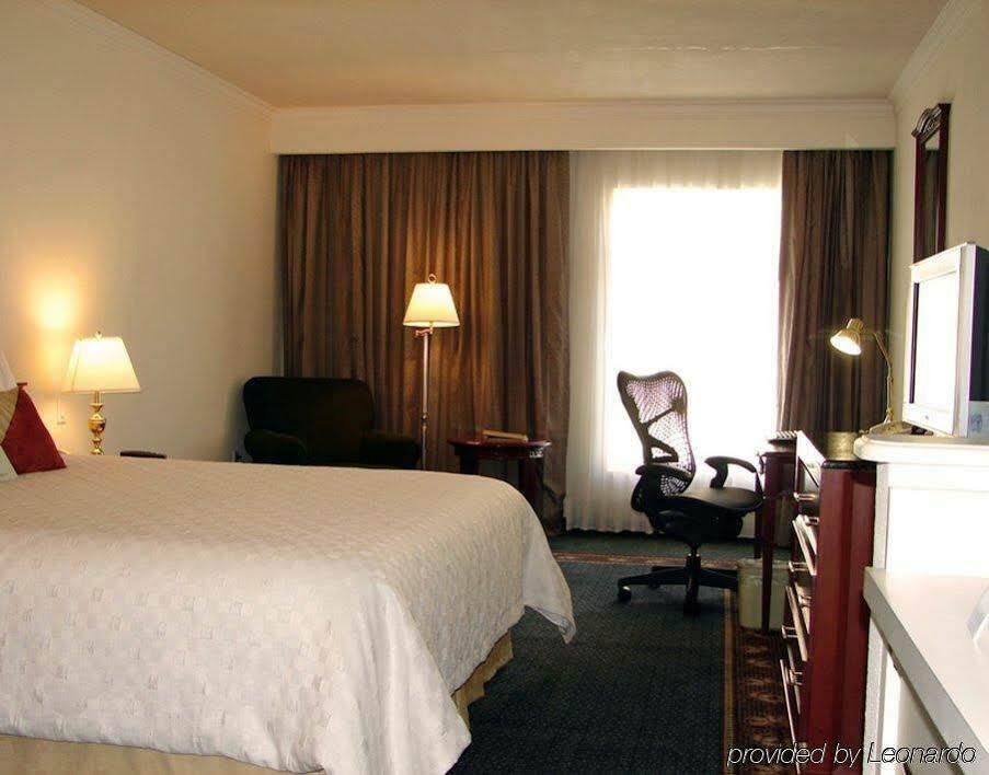 Krystal Urban Ciudad Juarez By Us Consulate Hotel Ngoại thất bức ảnh